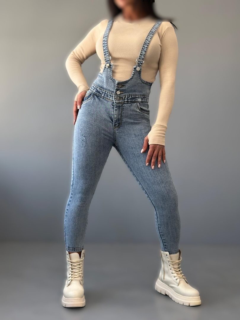 WhatsApp Image 2025-10-30 at 20.37.20 (1)